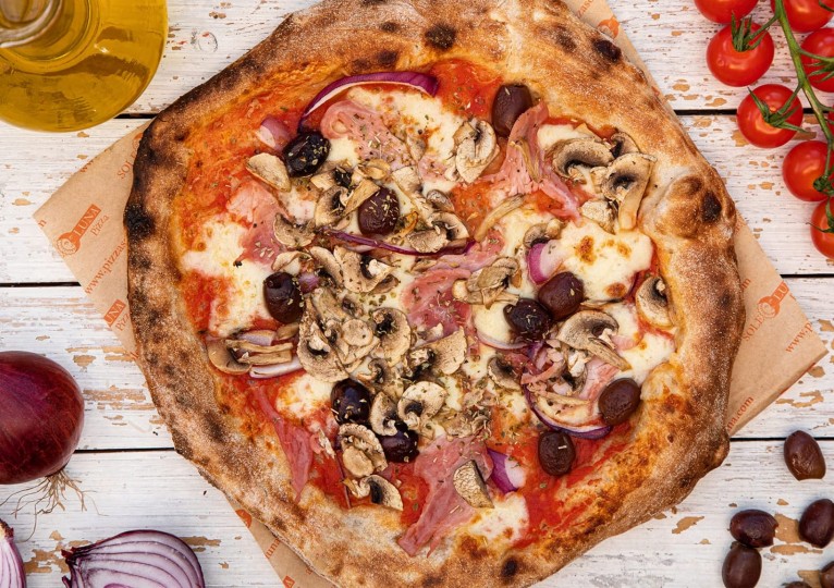 Sole Luna Pizza Mobile Catering Pizza Vans